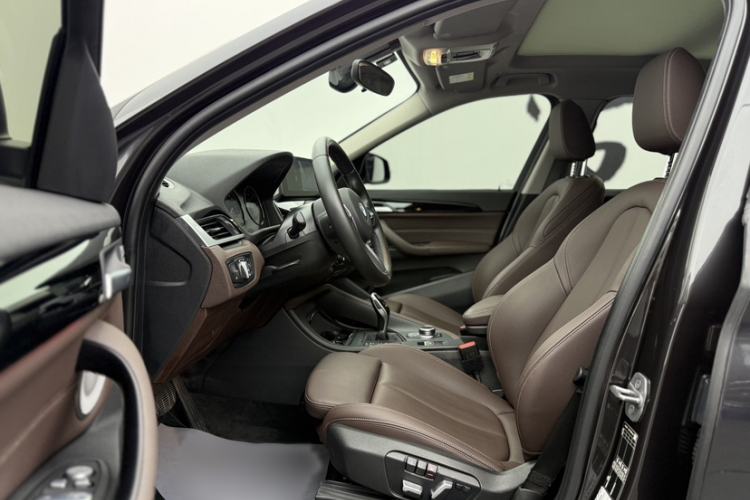 Used BMW X1 2022 sDrive25Li Leading Model Interior 3