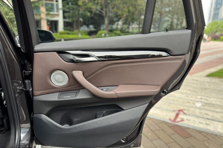 Used BMW X1 2022 sDrive20Li Fashion Model Interior 6