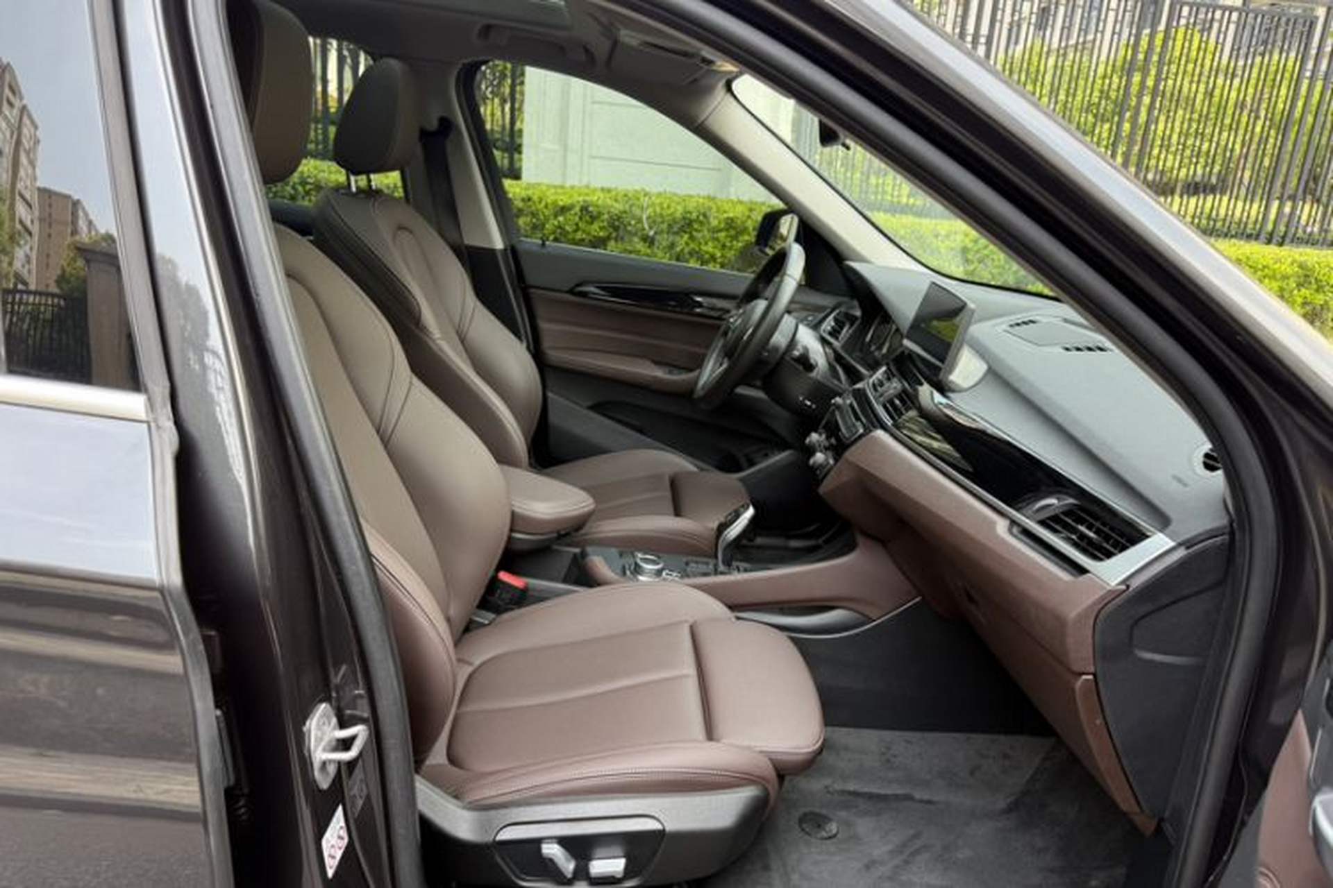 Used BMW X1 2022 sDrive25Li Leading Model Interior 9