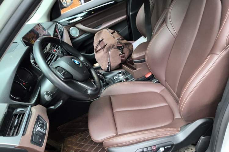 Used BMW X1 2022 sDrive20Li Fashion Model Left Front Seat