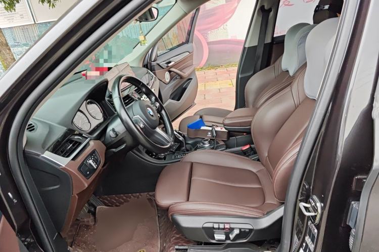 Used BMW X1 2022 sDrive25Li Leading Model Left Front Seat