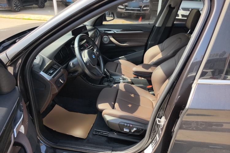 Used BMW X1 2022 xDrive25Li Luxury Model Left Front Seat