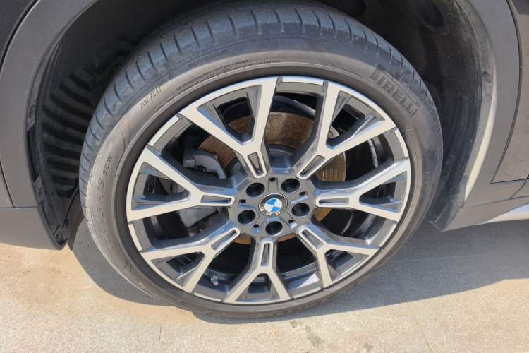 Used BMW X1 2022 xDrive25Li Luxury Model Left Front Wheel Hub