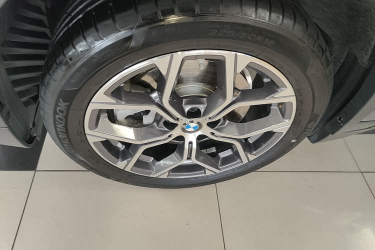 Used BMW X1 2022 sDrive25Li Leading Model Left Front Wheel Hub