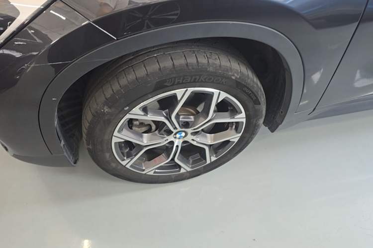 Used BMW X1 2022 sDrive25Li Leading Model Left Front Wheel Hub