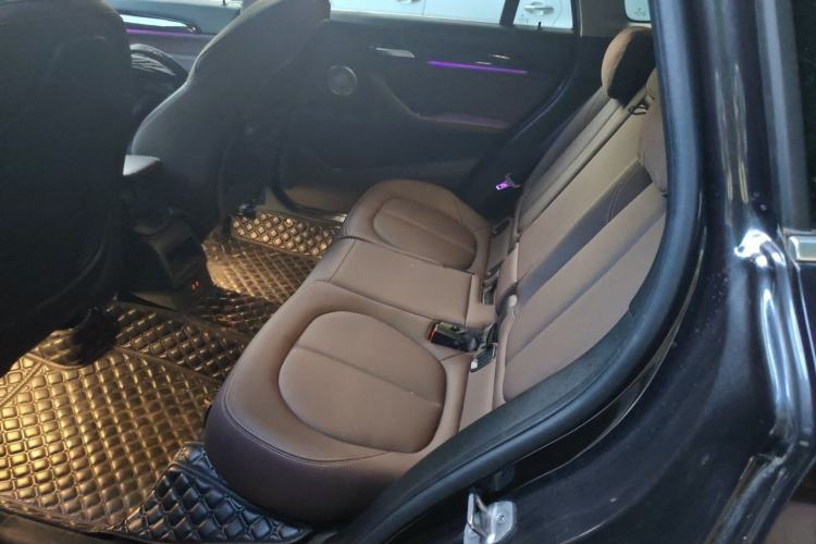 Used BMW X1 2022 sDrive20Li Fashion Model Left Rear Seat