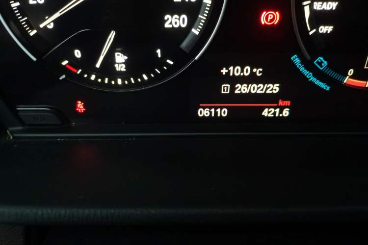 Used BMW X1 2022 sDrive20Li Fashion Model Odometer Close Up