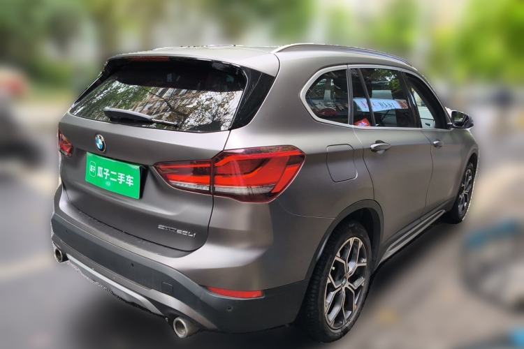 Used BMW X1 2022 sDrive20Li Fashion Model Rear Right 45 Deg
