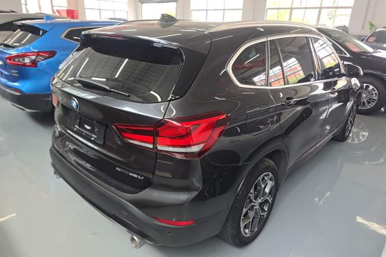 Used BMW X1 2022 sDrive25Li Leading Model Rear Right 45 Deg