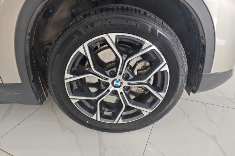 Used BMW X1 2022 sDrive25Li Leading Model Right Front Wheel Hub
