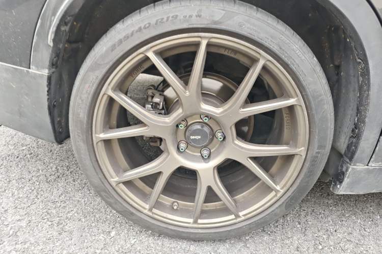 Used BMW X1 2022 sDrive25Li Leading Model Right Rear Wheel Hub