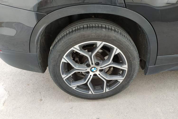 Used BMW X1 2022 sDrive25Li Leading Model Right Rear Wheel Hub