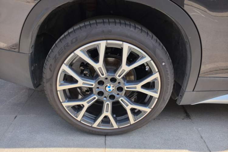 Used BMW X1 2022 xDrive25Li Luxury Model Right Rear Wheel Hub