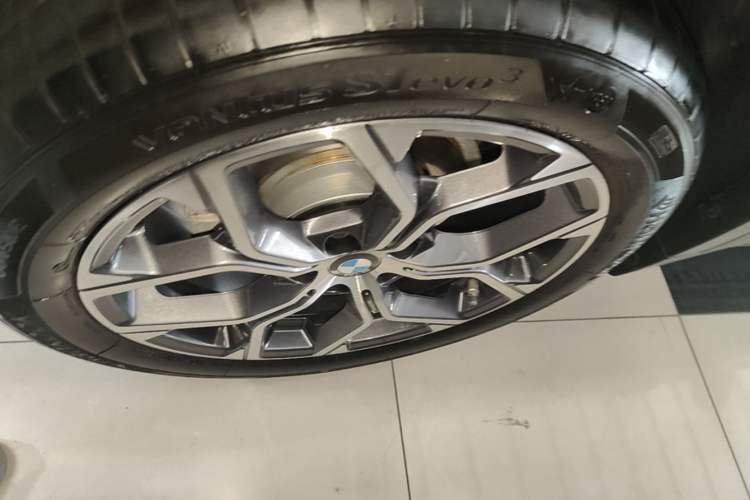 Used BMW X1 2022 sDrive25Li Leading Model Right Rear Wheel Hub