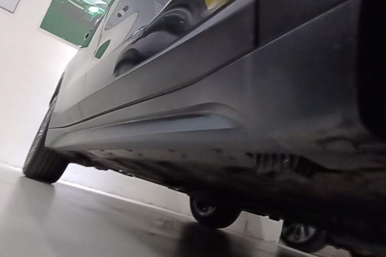 Used BMW X1 2022 sDrive25Li Leading Model Right Side Sill