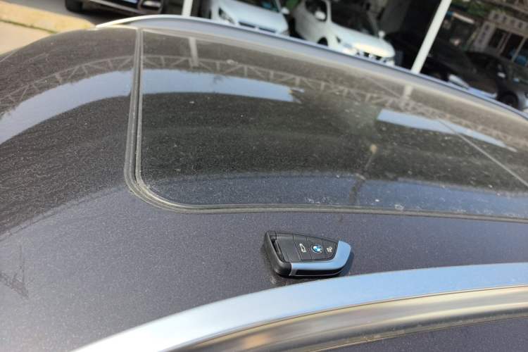Used BMW X1 2022 xDrive25Li Luxury Model Roof