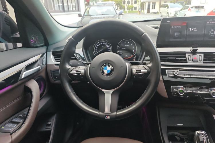 Used BMW X1 2022 sDrive25Li Leading Model Steering Wheel