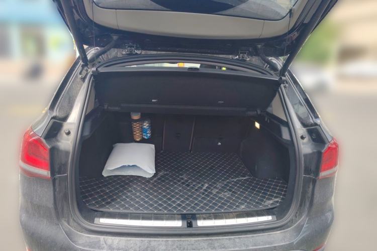 Used BMW X1 2022 sDrive25Li Leading Model Trunk
