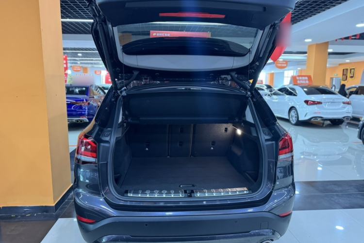 Used BMW X1 2022 sDrive25Li Leading Model Trunk