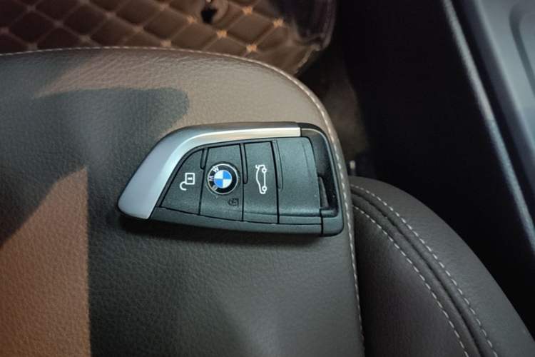 Used BMW X1 2022 sDrive25Li Leading Model Vehicle Key