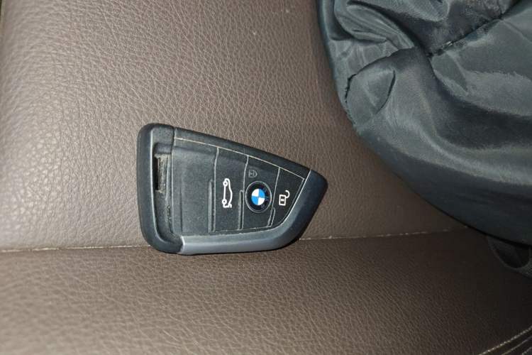 Used BMW X1 2022 sDrive25Li Leading Model Vehicle Key