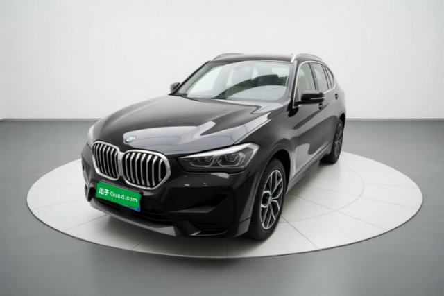 BMW X1 2022 sDrive25Li Leading Model с пробегом