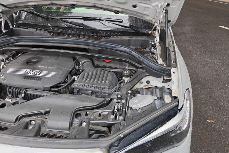 Used BMW X1 2022 sDrive20Li Fashion Model Engine Bay Left