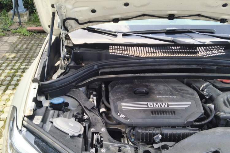 Used BMW X1 2022 sDrive20Li Fashion Model Engine Bay Right