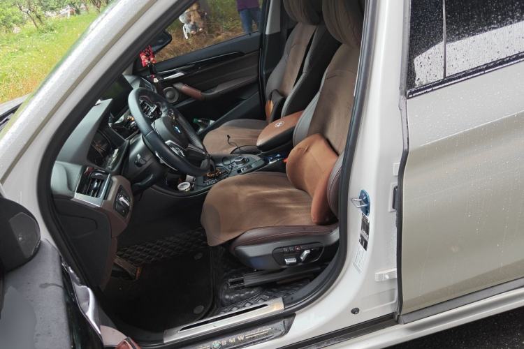 Used BMW X1 2022 sDrive20Li Fashion Model Left Front Seat