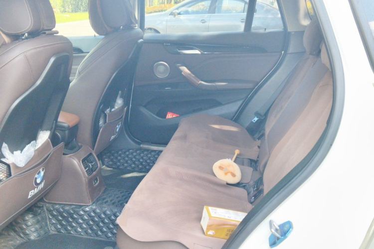 Used BMW X1 2022 sDrive20Li Fashion Model Left Rear Seat