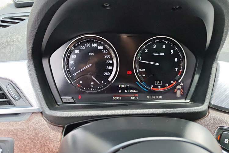 Used BMW X1 2022 sDrive25Li Leading Model Odometer Close Up