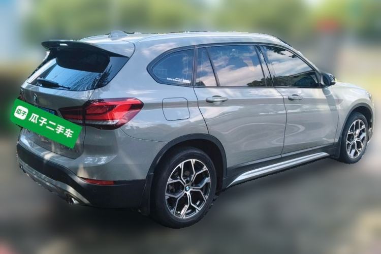 Used BMW X1 2022 sDrive20Li Fashion Model Rear Right 45 Deg