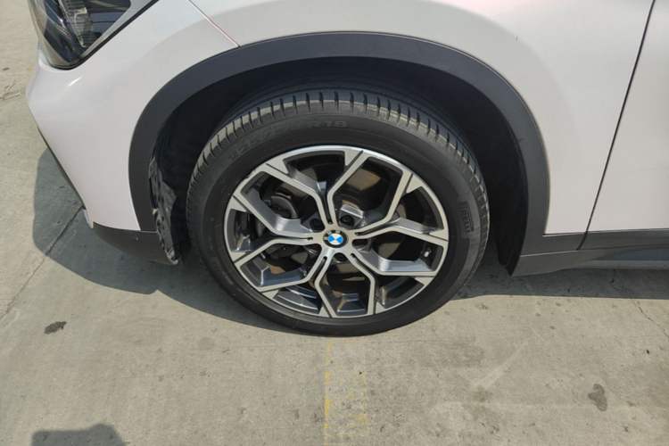 Used BMW X1 2022 sDrive25Li Leading Model Left Front Wheel Hub