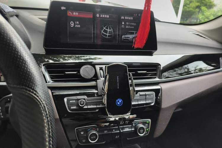 Used BMW X1 2022 sDrive25Li Leading Model Audio And AC Panel
