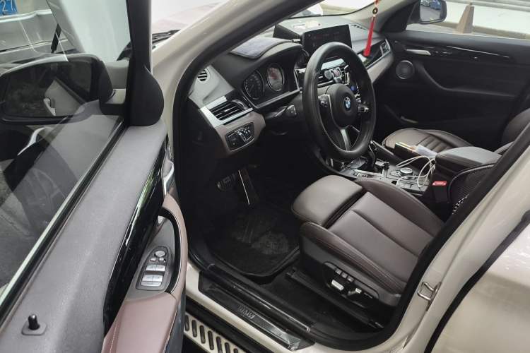 Used BMW X1 2022 sDrive25Li Leading Model Driver Seat