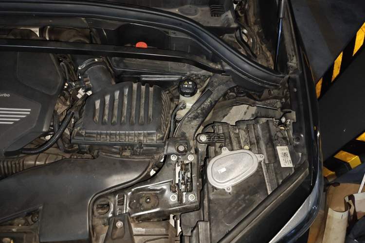 Used BMW X1 2022 sDrive25Li Leading Model Engine Bay Left