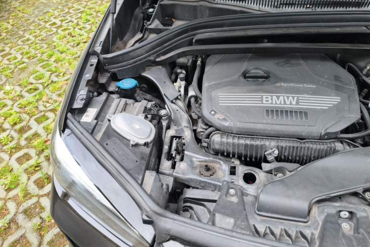 Used BMW X1 2022 sDrive25Li Leading Model Engine Bay Right