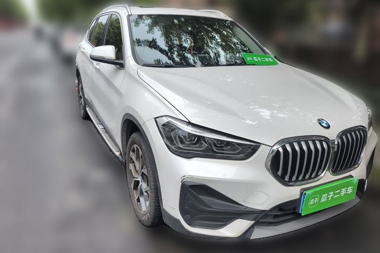Used BMW X1 2022 sDrive25Li Leading Model Front Right 45 Deg