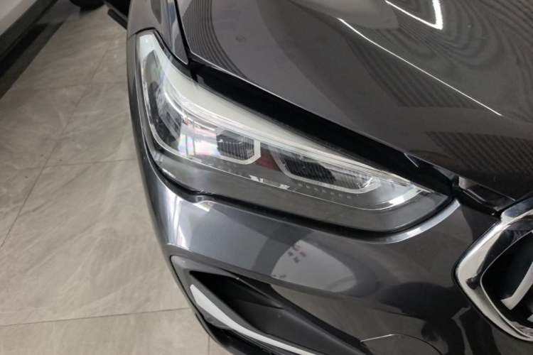 Used BMW X1 2022 xDrive25Li Luxury Model Right Front Headlight