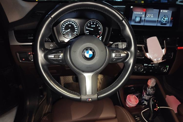 Used BMW X1 2022 sDrive25Li Leading Model Steering Wheel