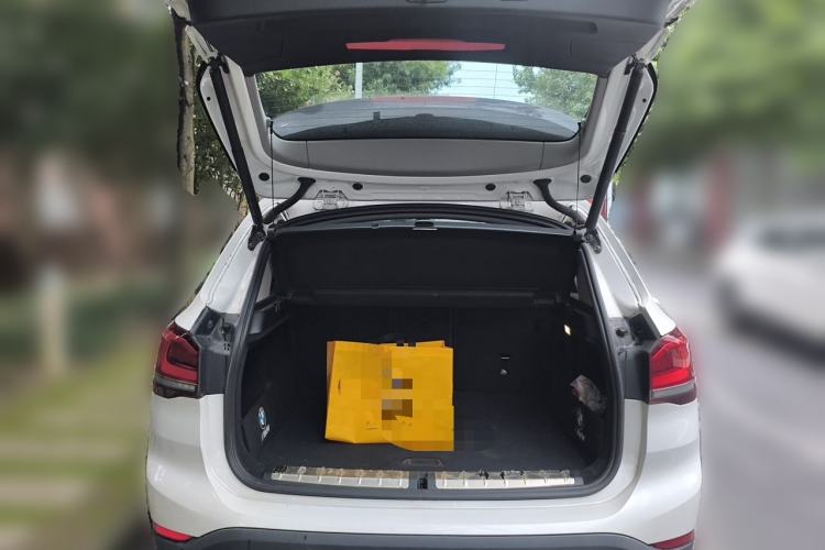 Used BMW X1 2022 sDrive25Li Leading Model Trunk
