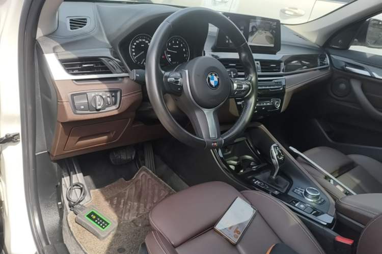 Used BMW X1 2022 Updated xDrive25Li Premium Edition Center Console