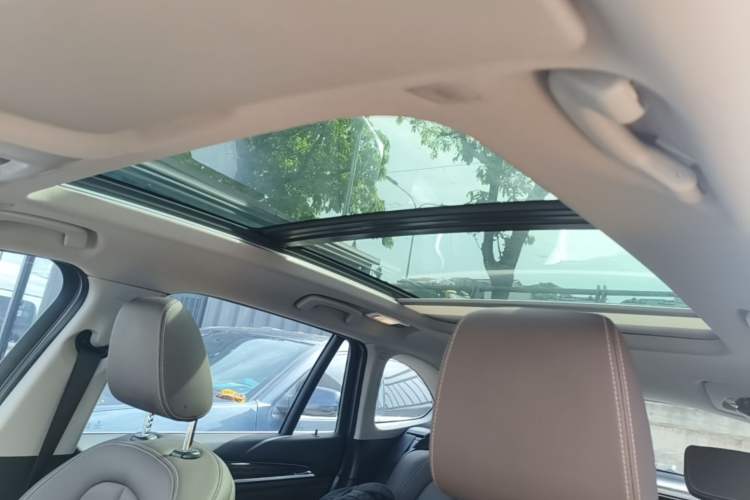 Used BMW X1 2022 Updated xDrive25Li Premium Edition Headliner