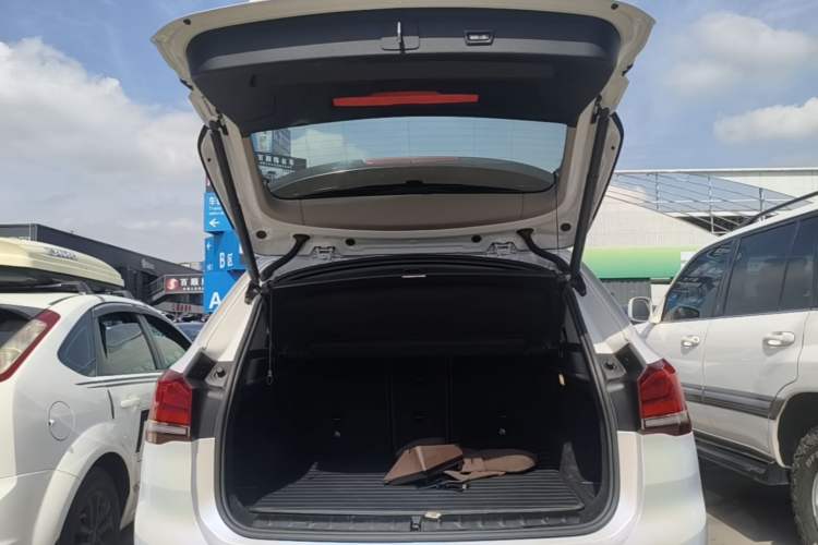 Used BMW X1 2022 Updated xDrive25Li Premium Edition Trunk