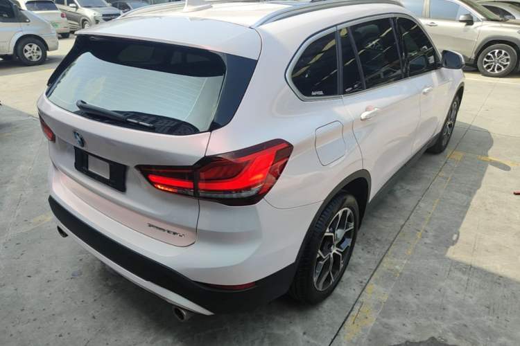 Used BMW X1 2022 sDrive25Li Leading Model Rear Right 45 Deg
