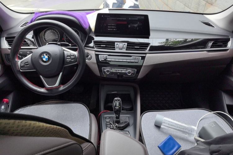 Used BMW X1 2022 sDrive20Li Fashion Model Center Console
