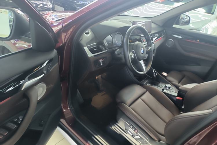 Used BMW X1 2022 sDrive25Li Leading Model Driver Seat