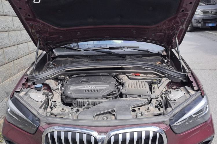 Used BMW X1 2022 sDrive20Li Fashion Model Engine Bay