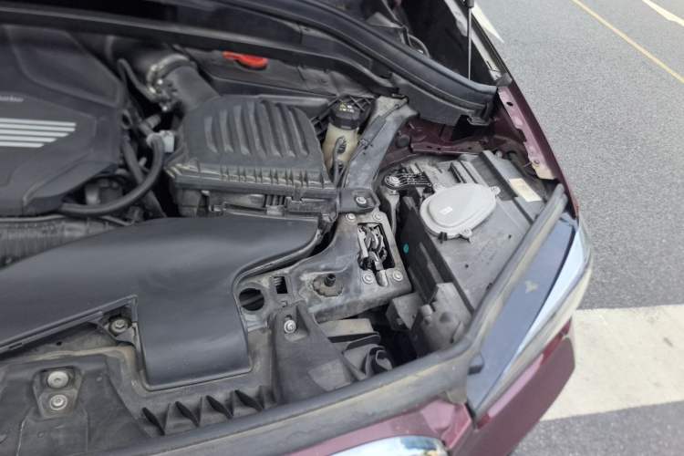 Used BMW X1 2022 sDrive25Li Leading Model Engine Bay Left