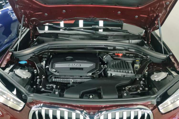 Used BMW X1 2022 sDrive25Li Leading Model Engine Bay